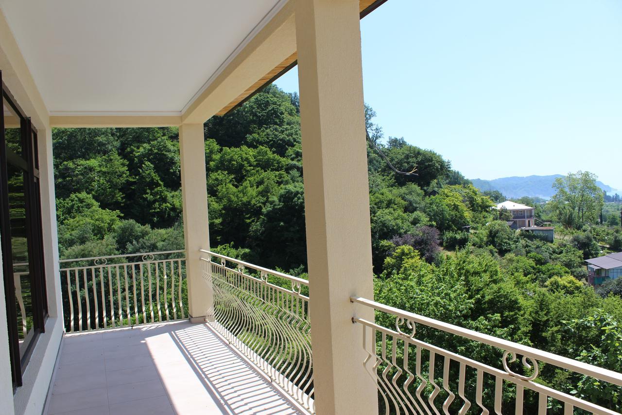 Guest House Panorama Pizunda Esterno foto